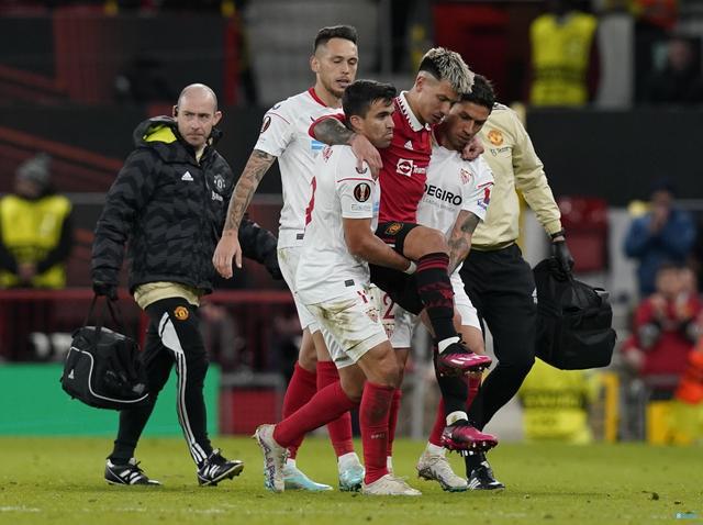 （nba第五跖骨骨折）TyC：利桑德罗第五跖骨骨折可能下周一手术，预计伤缺6周