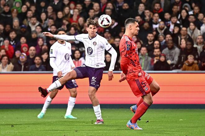 (法甲冠军规则)2-1法甲7冠王爆发,89分钟绝杀,豪取3连胜,欧冠前冠军怕吗