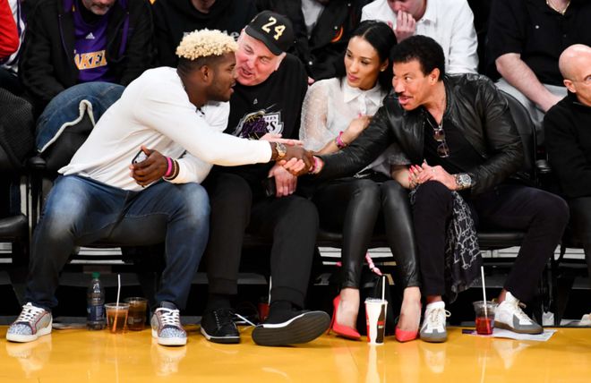 球员=牲口？NBA老板这波赢麻了…