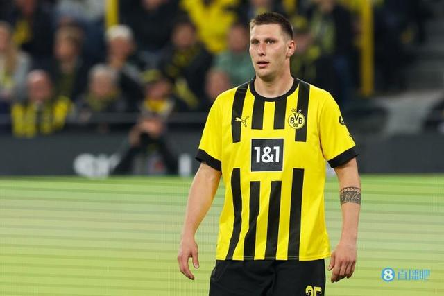 （多特对勒沃库森比分预测）德媒：聚勒因伤没去客场，多特中卫只剩胡梅尔斯&詹或再度客串