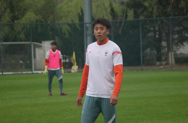 热身赛泰安天贶4比1申花U21，田鑫进球，泰安籍球员破门