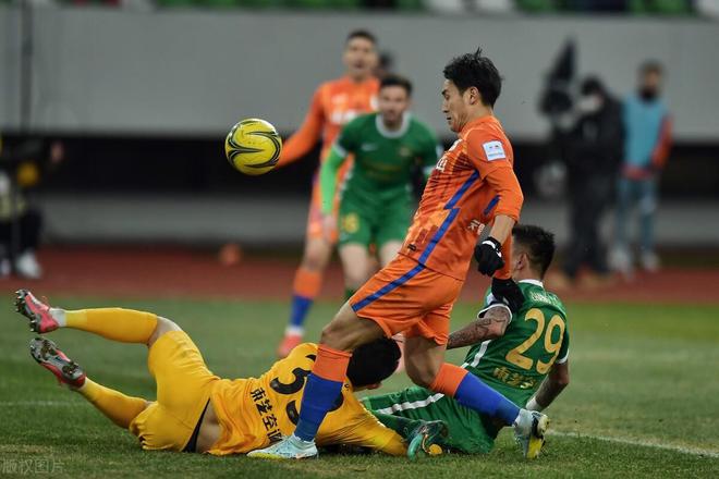 (泰山国足)首秀前2天,泰山30岁国脚远离中超,新去向曝光,留洋=第2次崛起