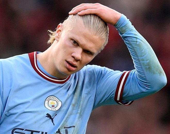 (球员哈兰德)哈兰德遭嘲讽!名宿:他不知道如何踢球,比不上本泽马莱万