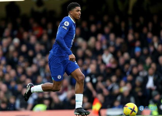 （切尔西班福德）福法纳：切尔西在英超排第11位是不正常的 我们的目标赢得欧冠