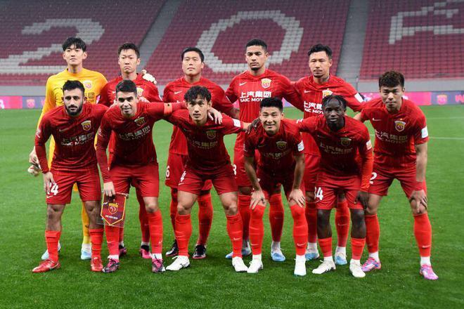 反腐反赌仍在继续！名记曝中超球员月薪不高，前国脚低薪而哭泣