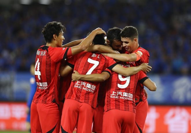 (中超 巴西)0-2!中超卫冕冠军倒下,遭遇开门黑,巴西锋霸梅开二度