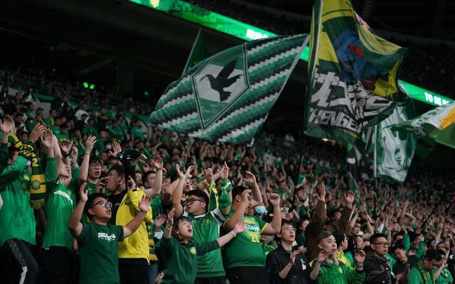 (北京国安曾经的外援)揭幕战北京国安四外援首发,半场0比1落后梅州客家