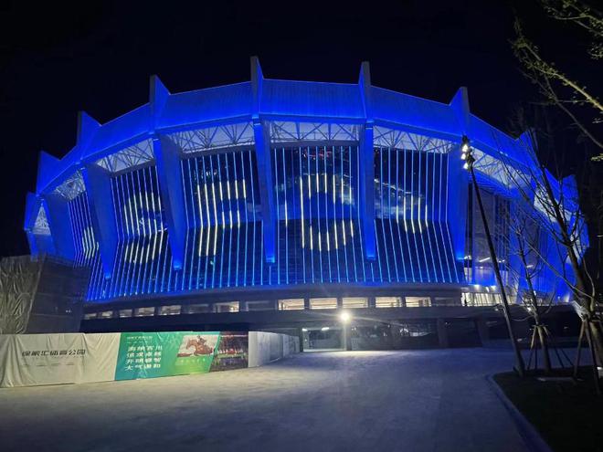 赛前探营丨坐不满八万人的申花新主场，为何叫“八万人体育场”？