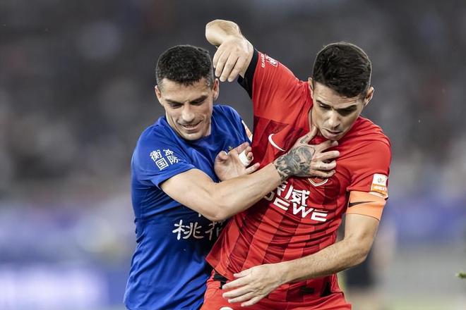 （武汉三镇首发阵容）武汉三镇危险：主场开门黑，3名大将伤退！复刻8年前恒大轨迹？