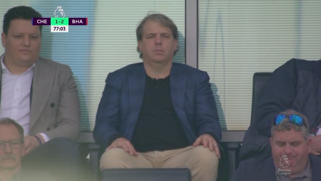 (切尔西对伯恩利聚胜顽球汇)无奈切尔西主场1-2落后,看台上伯利正襟危坐,忧心忡忡