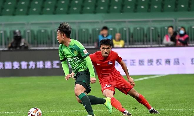 国安“老爷车”艰难起步：王刚退化，锋线不堪重用，盼张玉宁救场