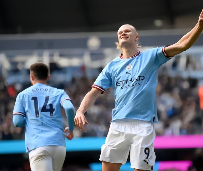 （哈兰德是曼城球迷）哈兰德第2！外媒官宣，曼城真拼了，英超众豪门不敢想，冲3冠王