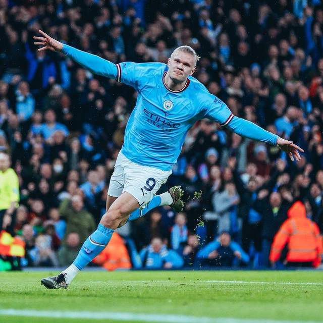 （英超传奇力挺萨拉赫）28场32球！曼城神锋平萨拉赫英超纪录 早来几年丁丁助攻早已破百