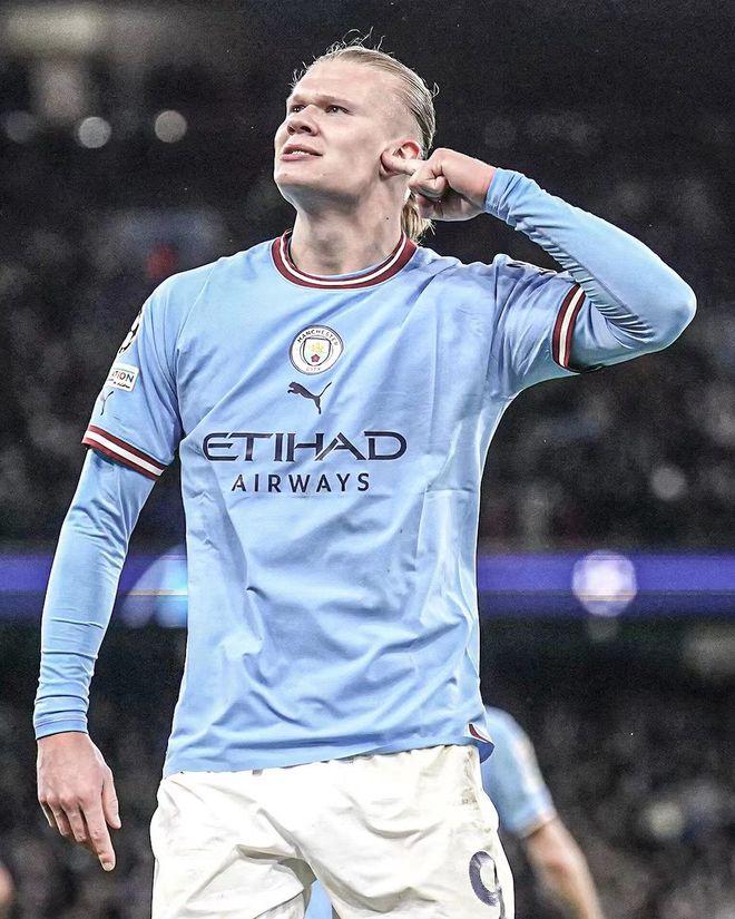 （哈兰德和曼城）替补羸弱！哈兰德神勇依旧！曼城3比1只落后3分！