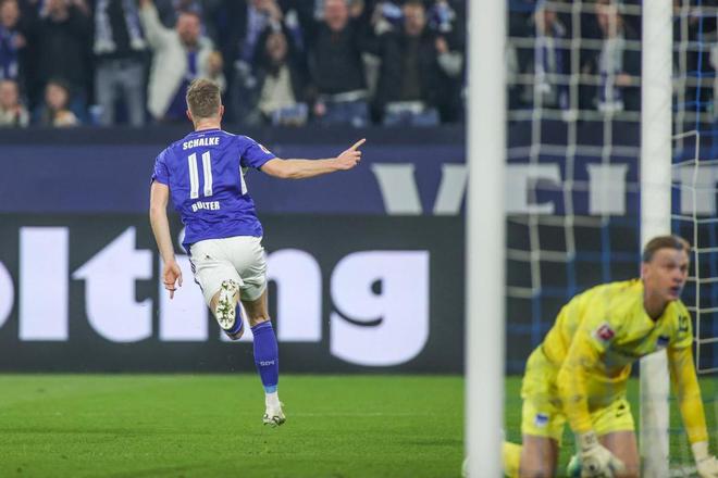 （克雷沙m1）半季吊车尾拒绝放弃治疗，沙尔克、克雷莫纳命不该绝？