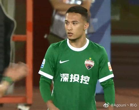（中超最年轻的球员）中超最年轻进球球员诞生！16岁超新星创纪录，11分钟传射
