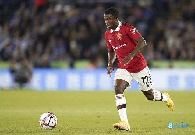 （拉马那·马哈希）滕哈赫谈马拉西亚缺战原因：膝盖酸痛这一周一直困扰着他