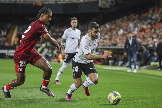 （曼联 西甲）刺激，2-0西甲第13爆发，掀翻西甲6冠王，曼联怕不怕