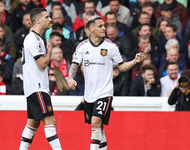 (2020英超转会曼联)2-0后!英超争四格局被打破:曼联6分领跑,3场硬仗拿2胜可回欧冠