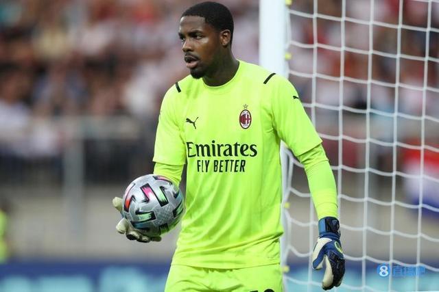 前门将:多纳鲁马很棒,但米兰在迈尼昂的帮助下赢得了意甲冠军