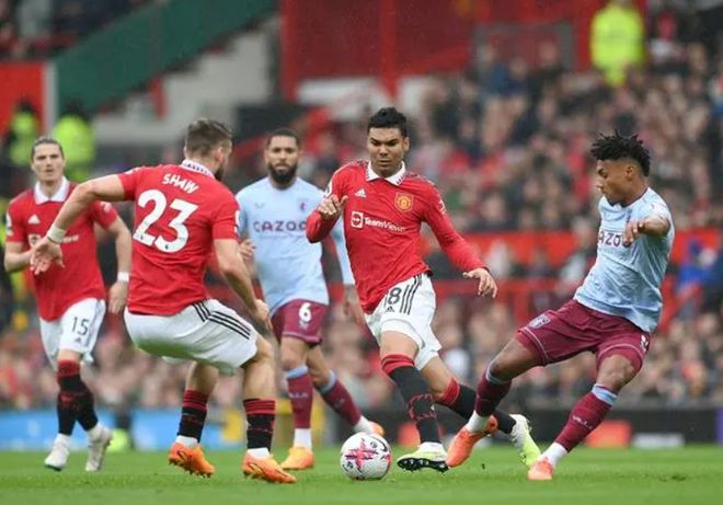 (欧冠掉入欧联规则)0-2,欧冠豪门又输,11场丢20分,下轮不胜=丢冠,成全曼联坑自己