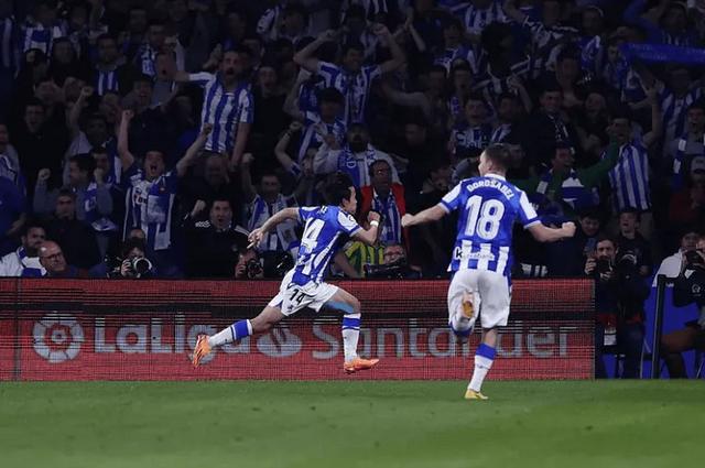 （久保建英加盟皇马）下赛季回皇马？久保建英：我100%会留在皇家社会哪也不去