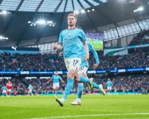 （德布劳内冠军）德布劳内：现在谈论三冠王没有意义，球队正处在良好状态