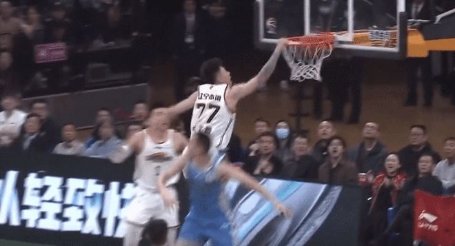 （辽篮男篮郭艾伦近况）季后赛-辽篮1-0北京夺赛点 张镇麟23分郭艾伦里程碑