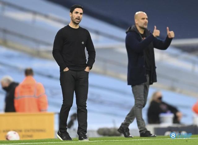 (阿尔特塔给瓜迪奥拉讲解)瓜帅:以我对阿尔特塔的了解,我从没想过冠军之争已有定论