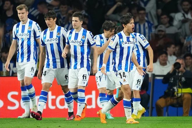 （巴萨击败所有联赛冠军）联赛第11次，巴萨靠1-0拿下冠军，距离西甲封王只差一场！