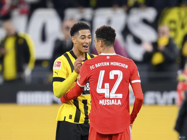 （皇马签下贝尔）天空体育：皇马就签贝林厄姆已深入谈判，交易尚未完全敲定