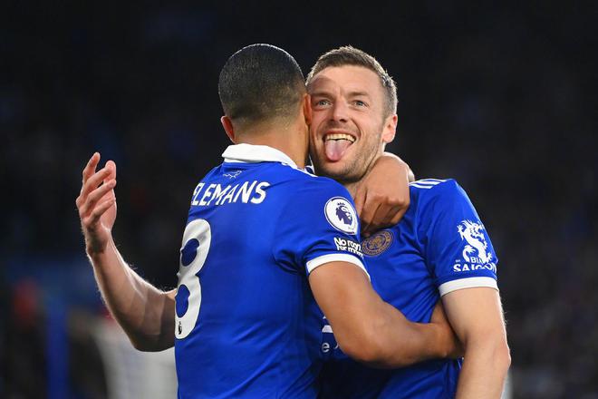 （英超低空轰炸）2-2！降级热门轰然倒下，轰23脚翻车，7轮0胜，英超保级彻底乱了