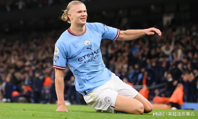 3-0！曼城大胜铁锤帮，超阿森纳1分登顶，哈兰德破门创英超纪录！