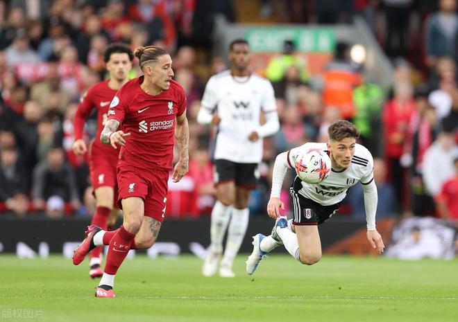 (利物浦1:0)刺激,1-0利物浦队爆发,掀翻绊脚石,豪取5连胜,曼联怕吗