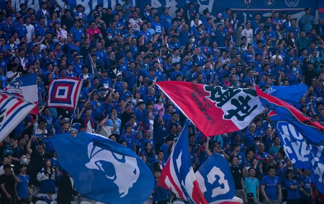 （上海申花中超成绩）5场5球，4胜1平！13分领跑中超，上海申花2大功臣，碾压式获奖