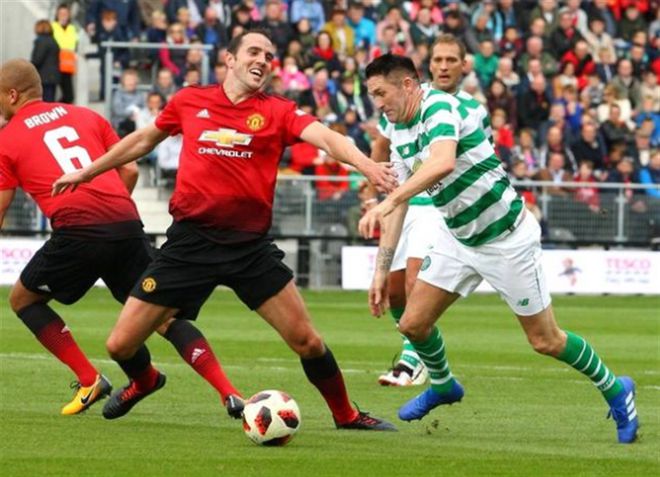 被C罗压制却让曼联因祸得福，遭基恩炮轰的万金油，还是一名福将