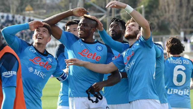 （那不勒斯 联赛冠军）9个月，258天，33场联赛，1个冠军……那不勒斯成就奇迹