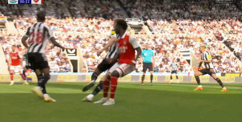 这不就赢了吗?客胜纽卡值得高兴,阿尔特塔的调整更值得称道