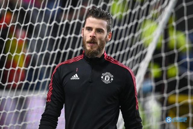 （曼联德赫亚替补）邮报：曼联正与德赫亚谈续约，预计球员37.5万镑的周薪将削减