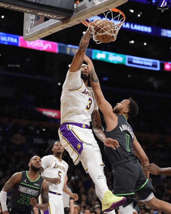 湖人宣布戴维斯因眼部伤病无法回归比赛