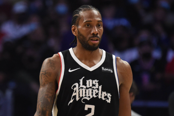 小卡的全名叫什么?