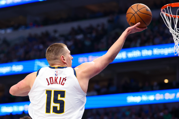 乔治-卡尔称约基奇或许是史上最佳球员候选