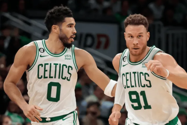 格里芬告别球场离开竞逐总冠军之路