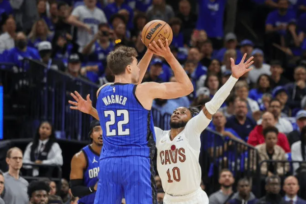 NBA季后赛魔术主场对阵骑士双方战成2-2