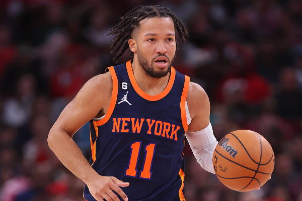 布伦森季后赛第五次40+创下历史第二纪录