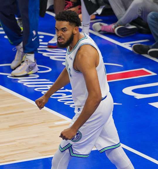 唐斯关键时刻挺身而出助森林狼G7逆转掘金晋级西部决赛