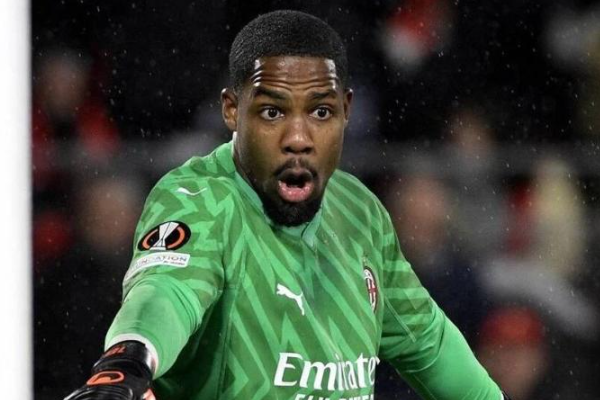 AC米兰门将迈尼昂复出计划受挫