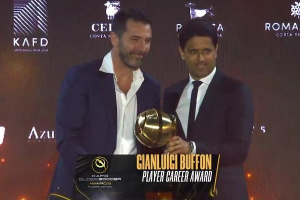 布冯荣获环球足球奖2024年欧洲球员职业生涯奖