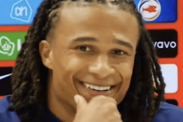 德容因伤退出欧洲杯后荷兰队友阿克震惊不已