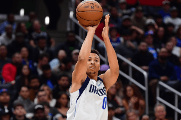 埃克萨姆：上场时尽我所能，让比赛来找我